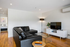 Apartment 7 lounge, hobart accommodation, self contained accommodation hobart, accommodation tasmania, kangaroo bay apartments