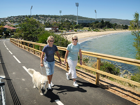 clarence foreshore walking trail, bellerive walks, kangaroo bay apartments
